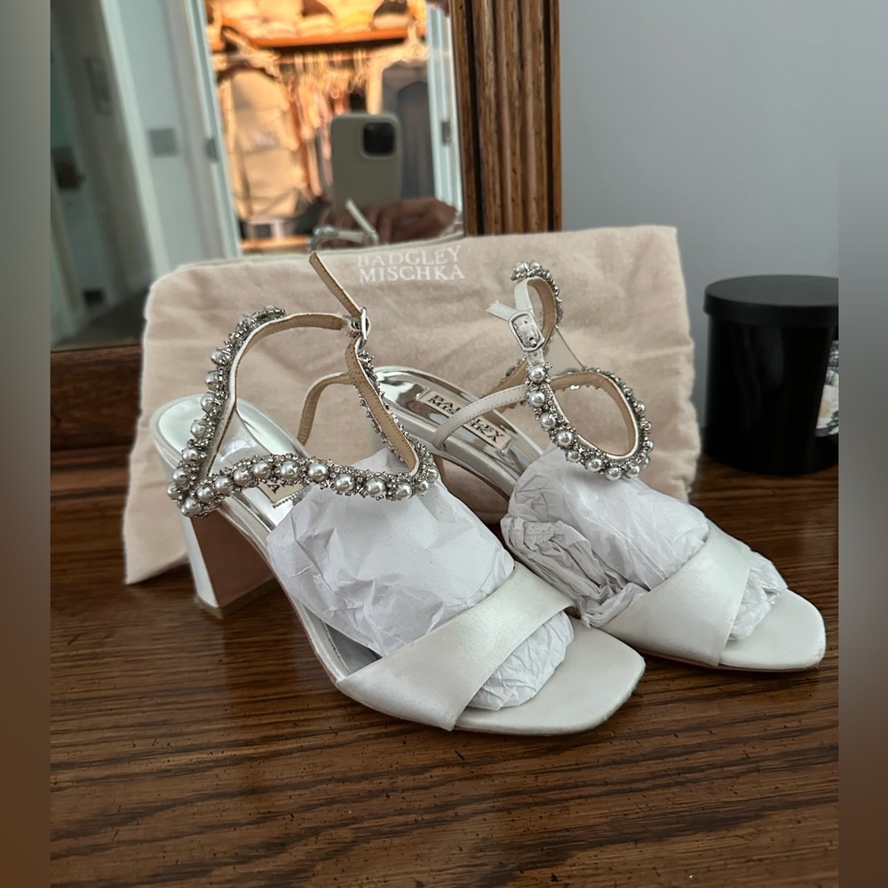 Badgley Mischka Korina pearl ankle strap block heels